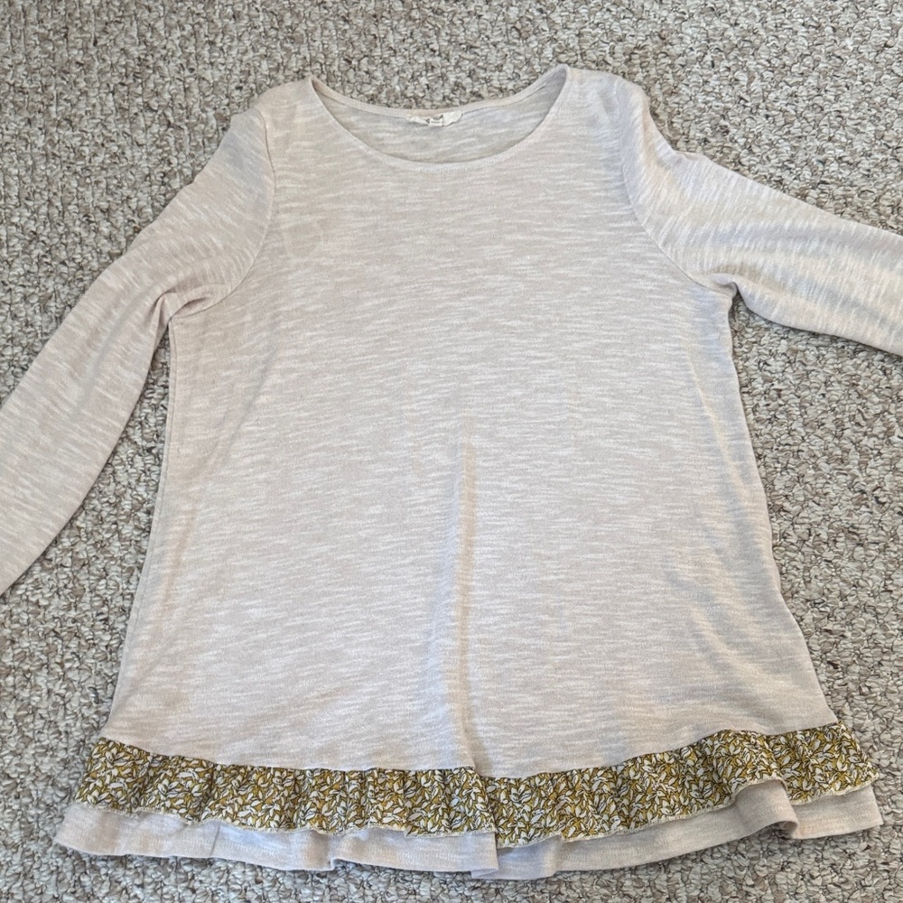 Easel Los Angeles Cream Long Sleeve Top with yellow floral ruffle SZ M